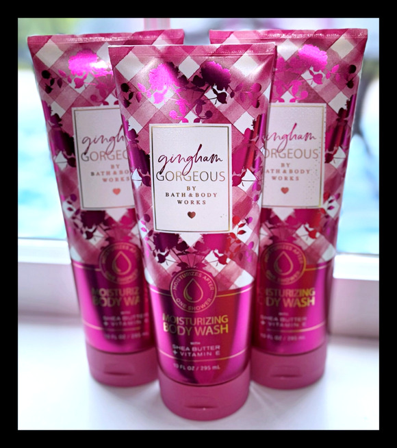 Bath & Body Works Other - Bath & Body Works Gingham Gorgeous 10oz Moisturizing Body Wash Creamy Lather x3
